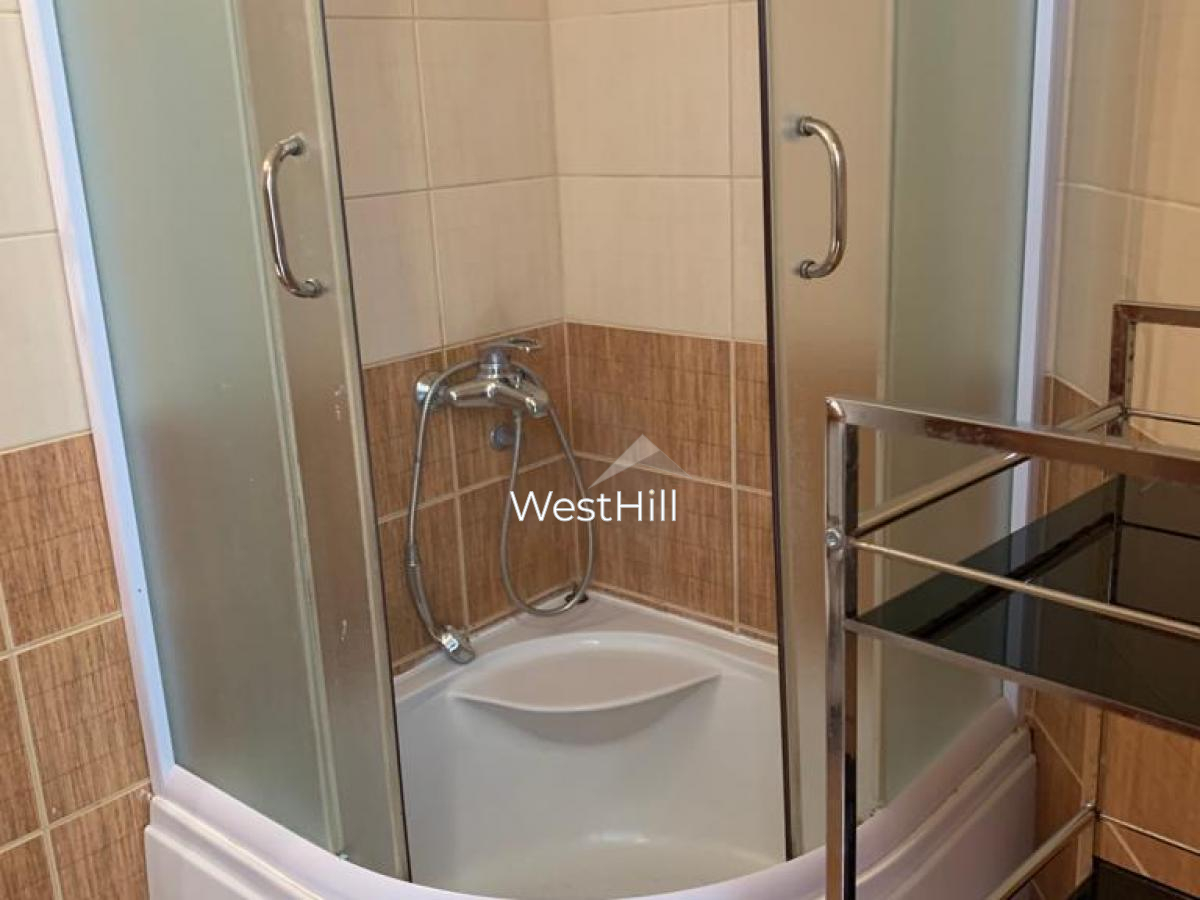 2-Bedroom Apartment in Topla, Heart of the City, Near Sea