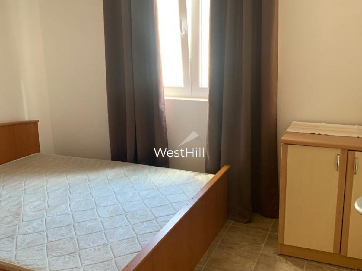 2-Bedroom Apartment in Topla, Heart of the City, Near Sea