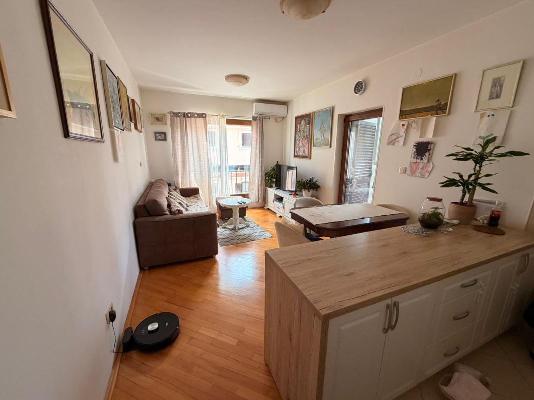 Udoban studio u Baoshichi sa bazenom – 47 m²