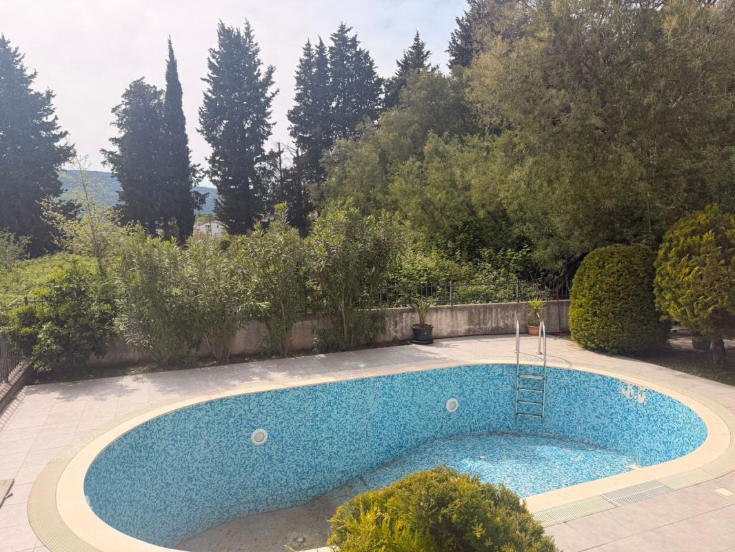 Udoban studio u Baoshichi sa bazenom – 47 m²