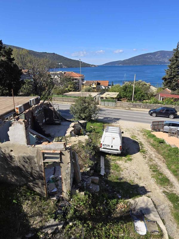 Apartment under construction with sea view for sale in Kumbor.
