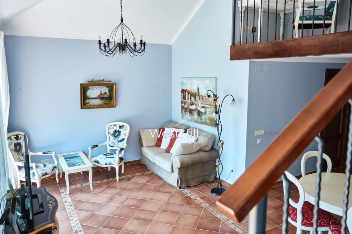 Wohnung mit Meerblick in privater Anlage mit Pool