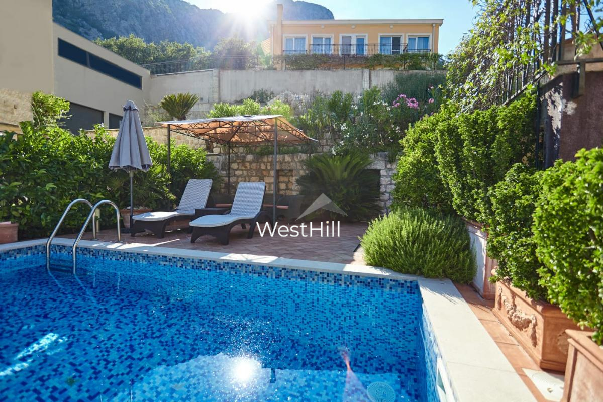Wohnung mit Meerblick in privater Anlage mit Pool