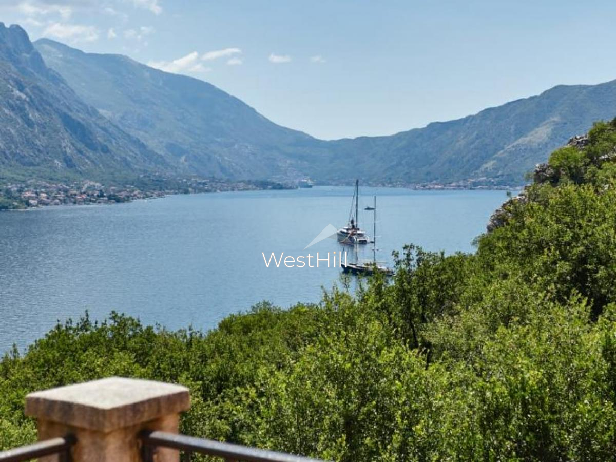 Wohnung mit Meerblick in privater Anlage mit Pool