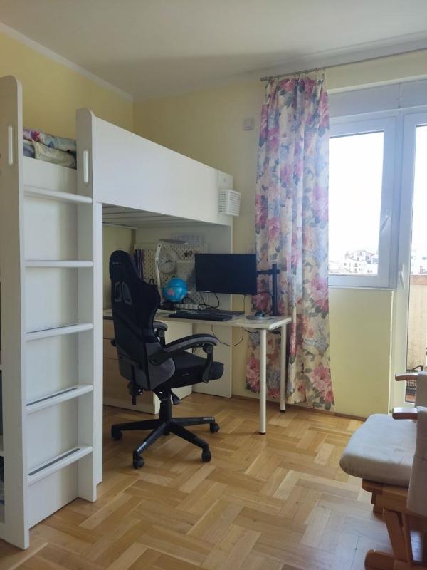 Apartment with parking space for sale in Podgorica.