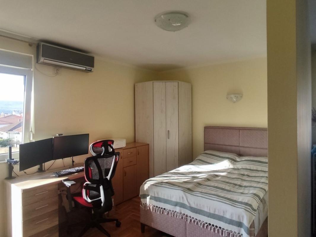 Apartment with parking space for sale in Podgorica.