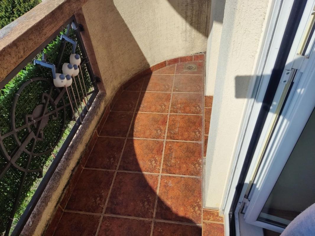 Apartment with parking space for sale in Podgorica.