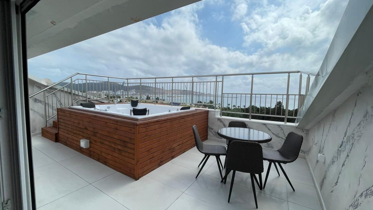 Apartman sa pogledom na more i đakuzijem samo 50m od Jadranskog mora!