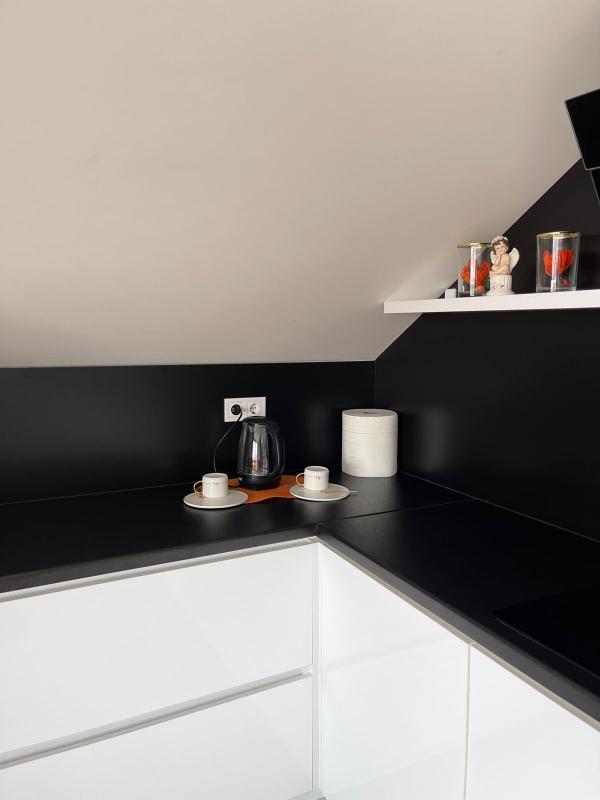 Apartman sa pogledom na more i đakuzijem samo 50m od Jadranskog mora!