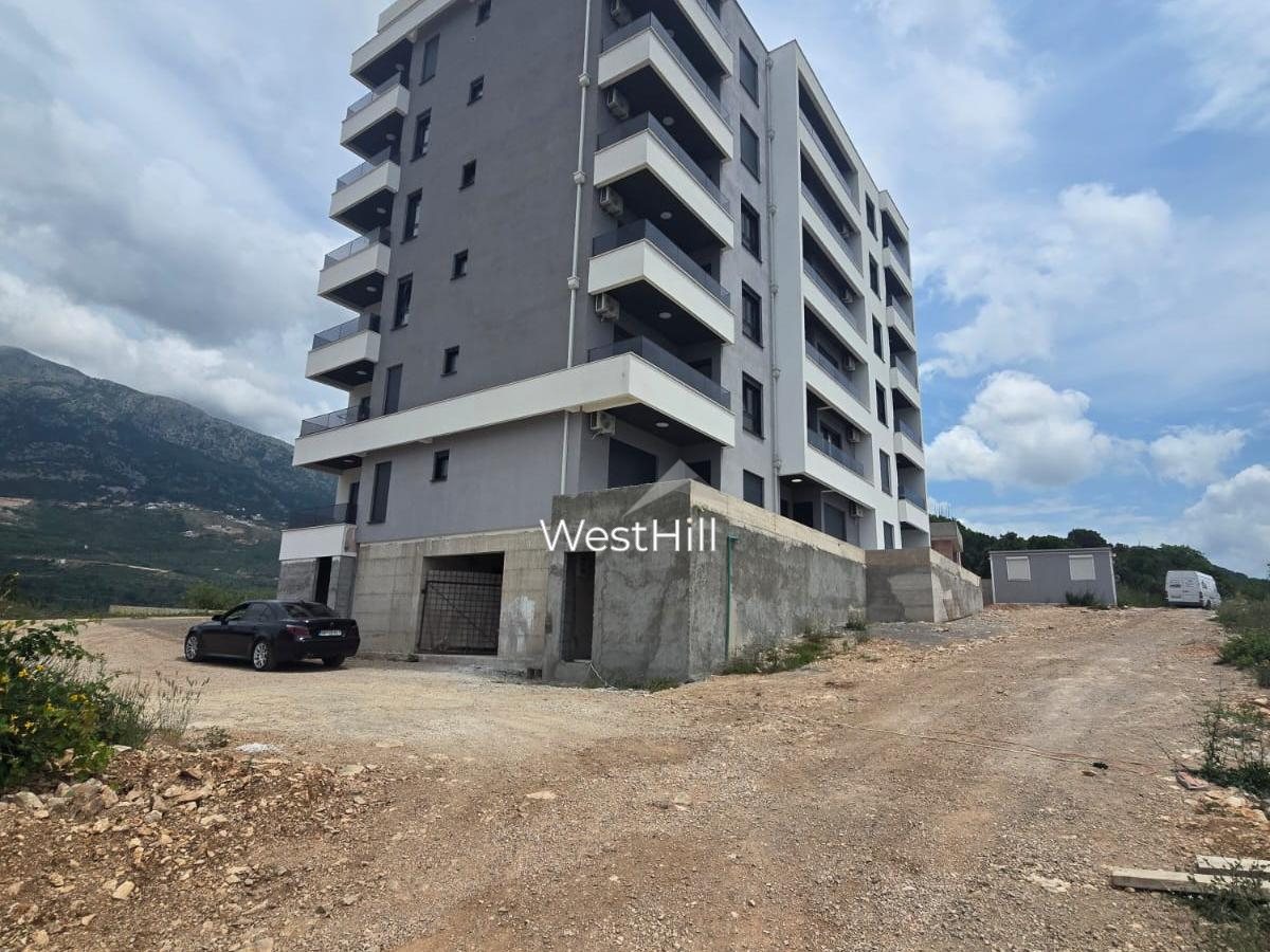 New Apartments with Sea View in Dobra Voda, 600m from Coast