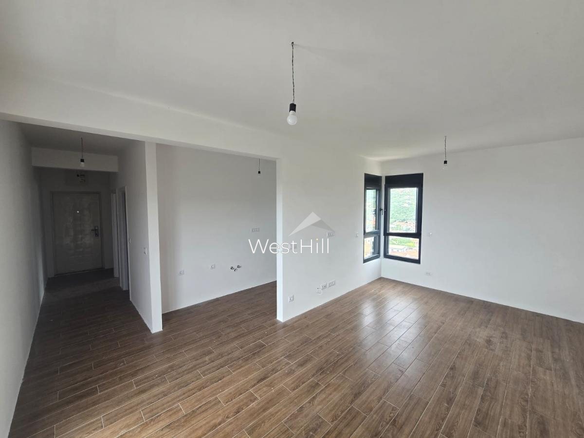 New Apartments with Sea View in Dobra Voda, 600m from Coast