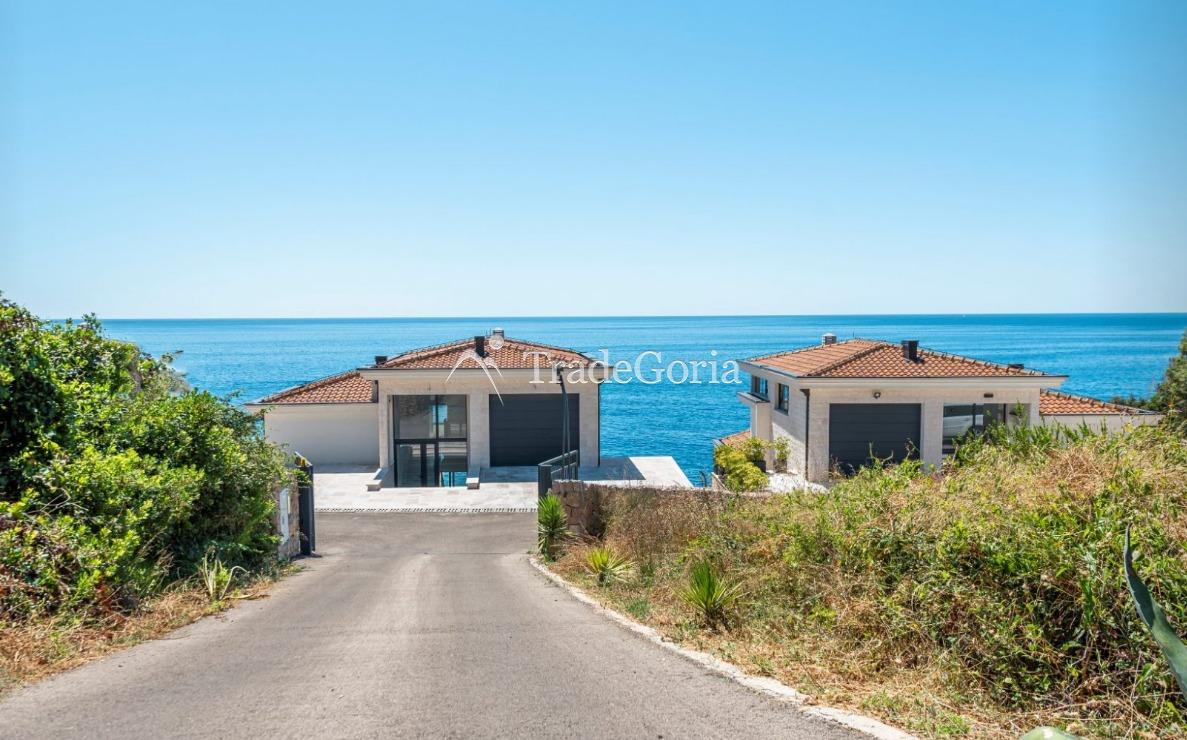 Bar, Olive Bay - Modern Seafront Villas with Pools and Private Sea Access