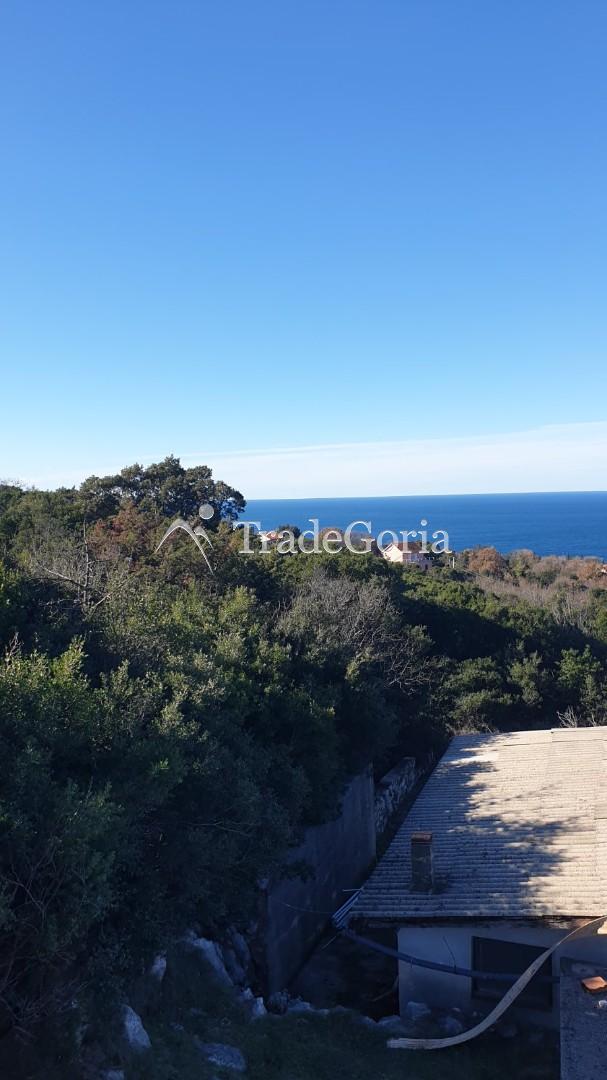 Large urbanized plot in Uteha, Bar
