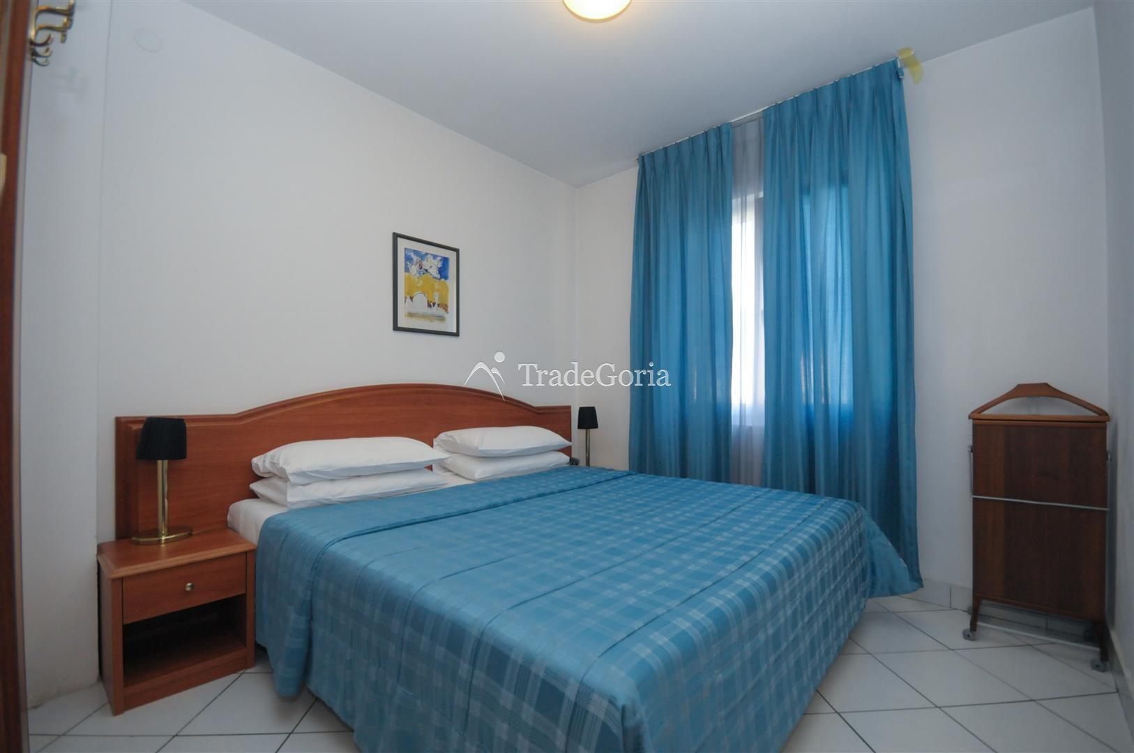 Budva, center - renowned hotel with 24 apartments and rooms