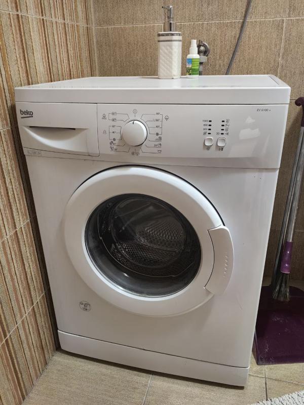 Dnevni najam duplex apartmana sa 2 spavaće sobe od 65 m2 u Sutomoru