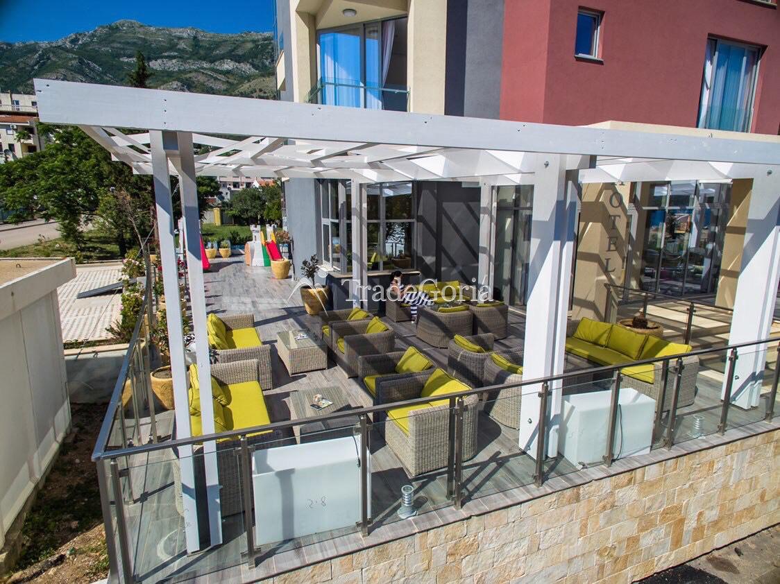 Operating 4* hotel by the sea with its own beach