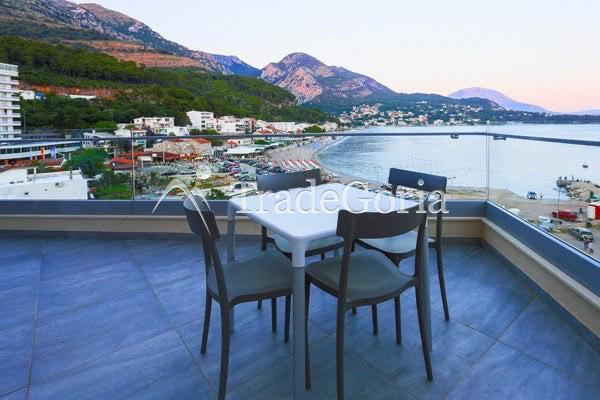 Operating 4* hotel by the sea with its own beach