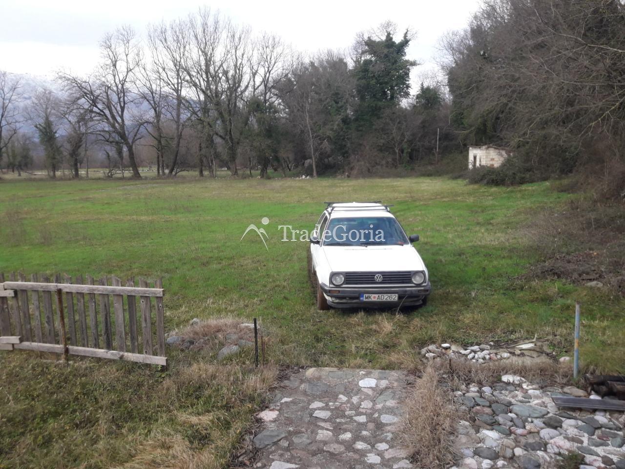 Wooden house with a large plot near Danilovgrad