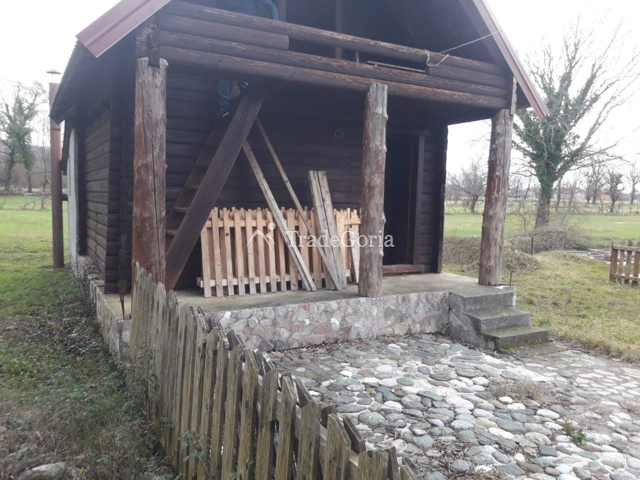 Wooden house with a large plot near Danilovgrad