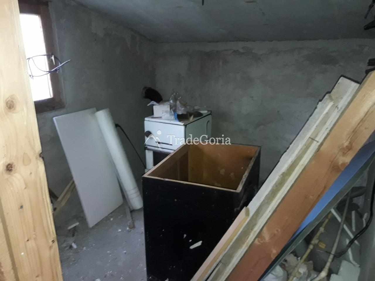 Wooden house with a large plot near Danilovgrad