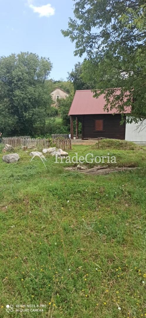 Wooden house with a large plot near Danilovgrad