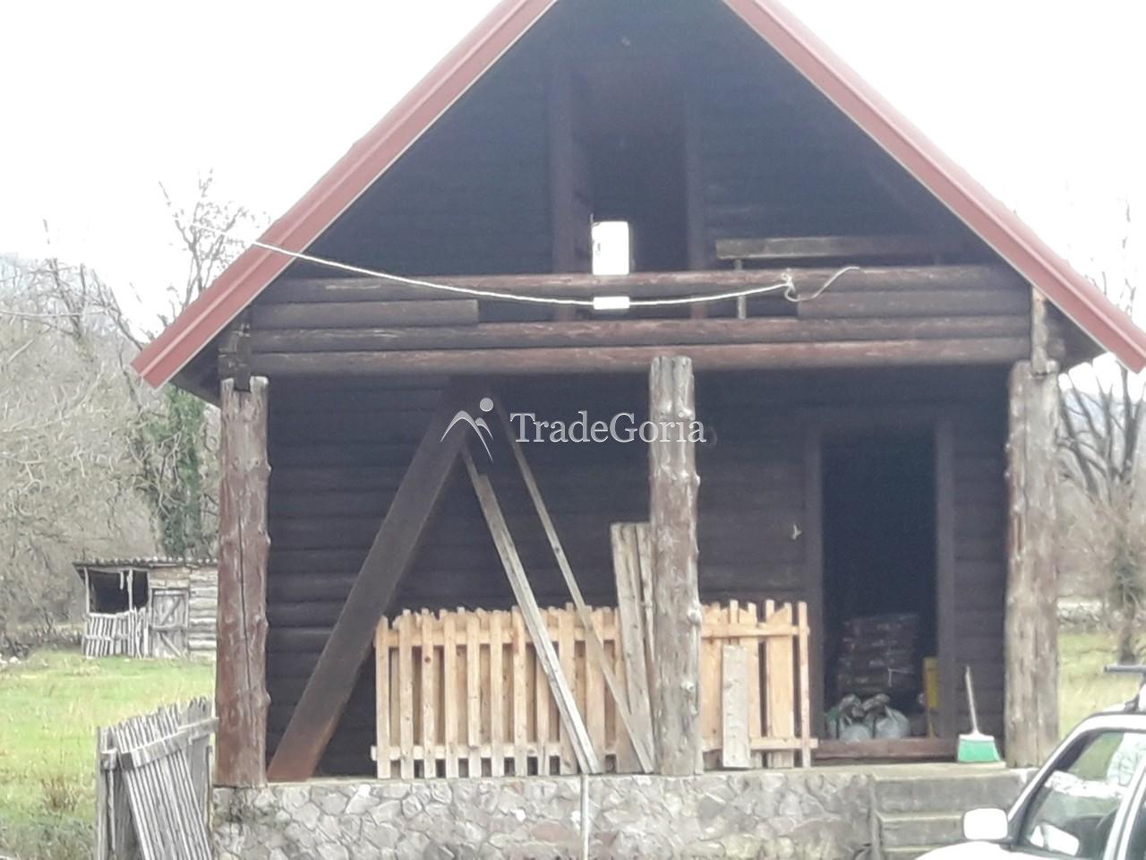 Wooden house with a large plot near Danilovgrad