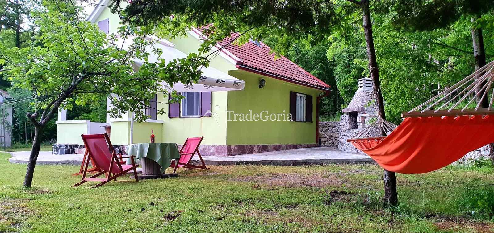 Ferienhaus in den kühlen Bergen über Petrovac