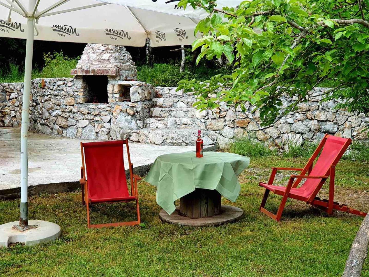 Ferienhaus in den kühlen Bergen über Petrovac