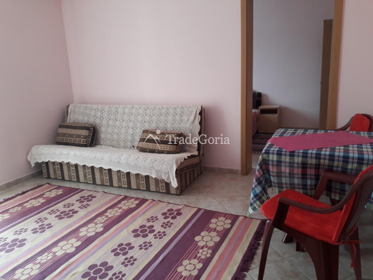Kuća na prodaju sa mini-hotelom u Sutomoru 300m2