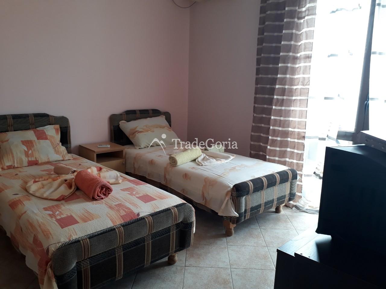 Kuća na prodaju sa mini-hotelom u Sutomoru 300m2