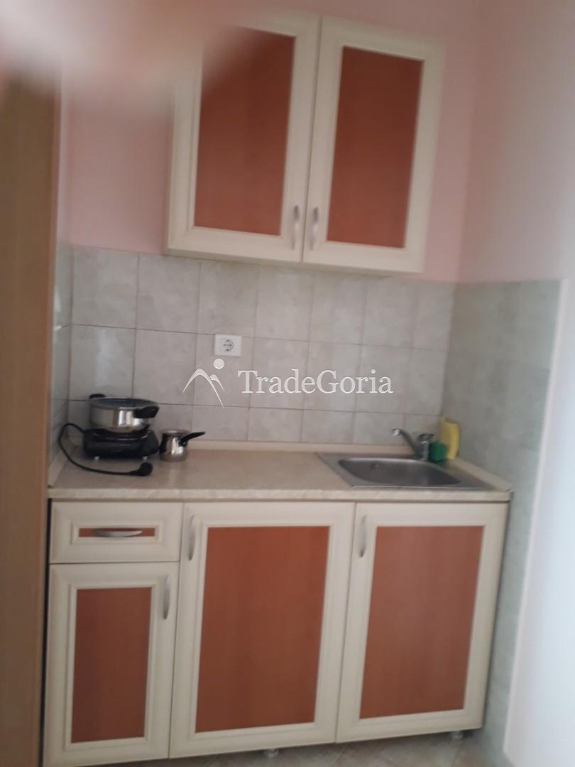 Kuća na prodaju sa mini-hotelom u Sutomoru 300m2