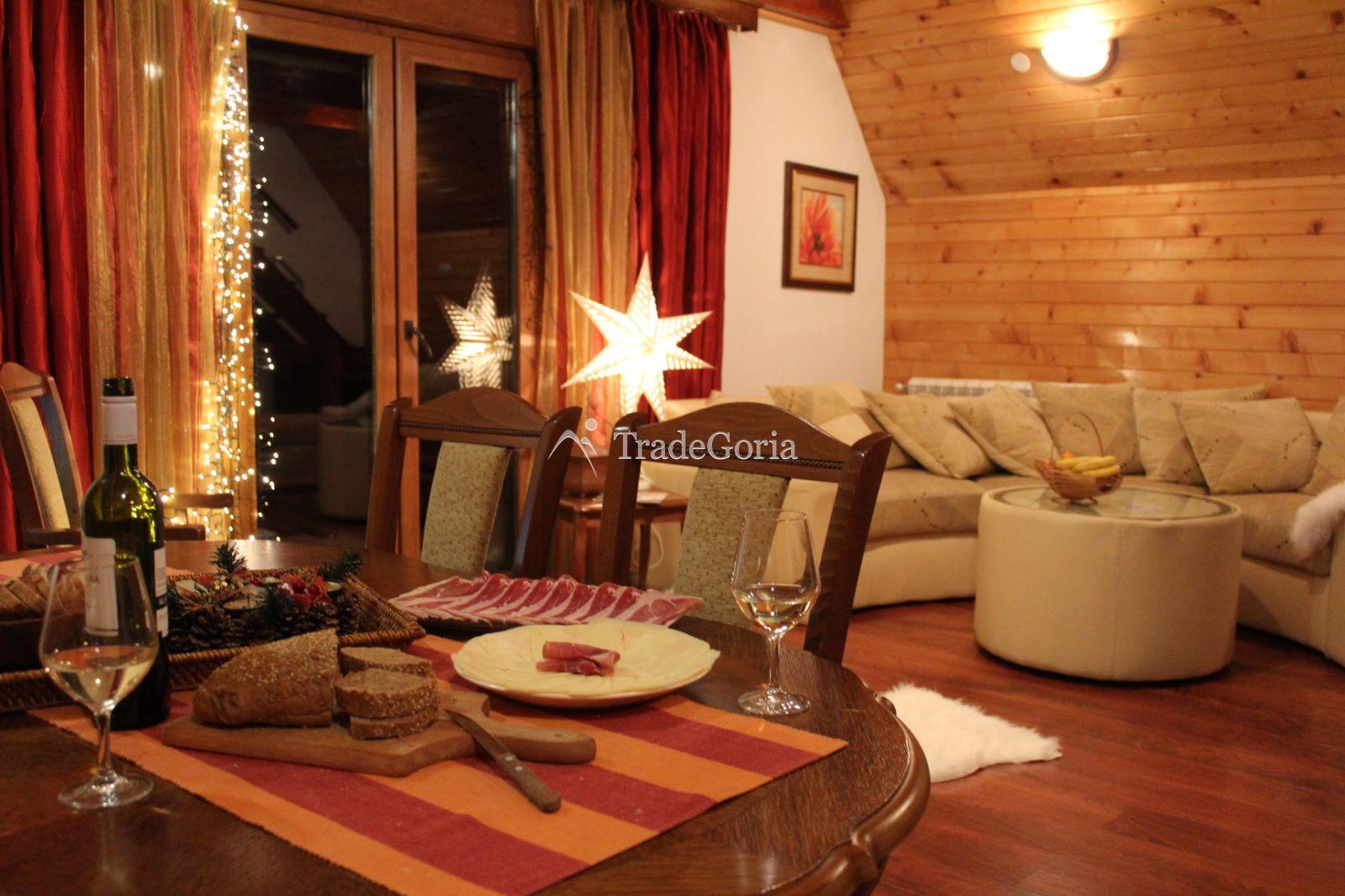 Haus mit Wohnungen, Sauna und Fitnessstudio zur Miete in Zabljak