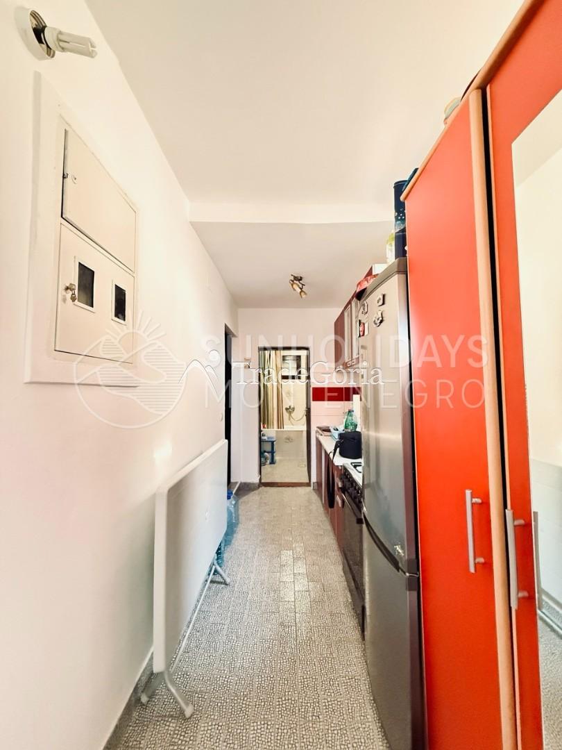 House with two apartments and sea view in Zankovici, Sutomore