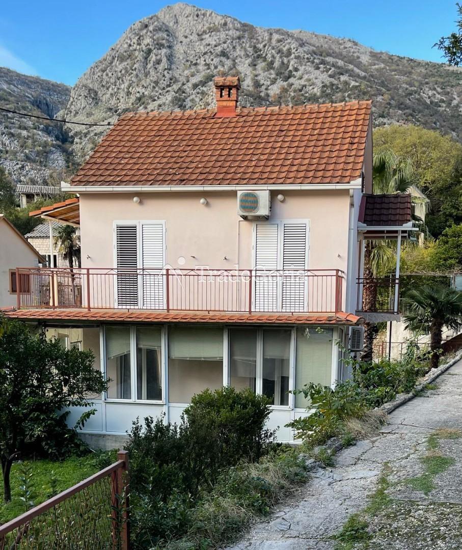 House with Sea View in the Center of Historic Town of Risan