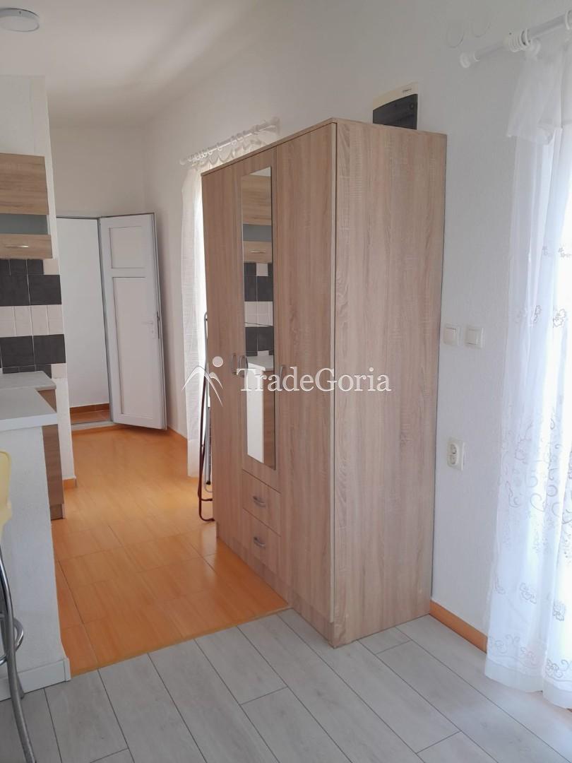Kuca pored mora u Kladnoj Uvali, Utjeha