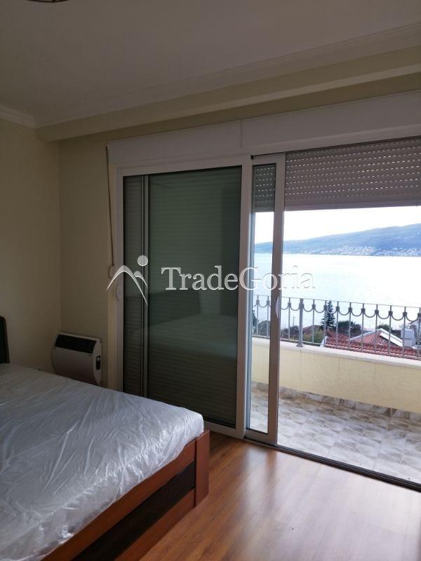 House in Baoshichi in Herceg Novi with Sea View
