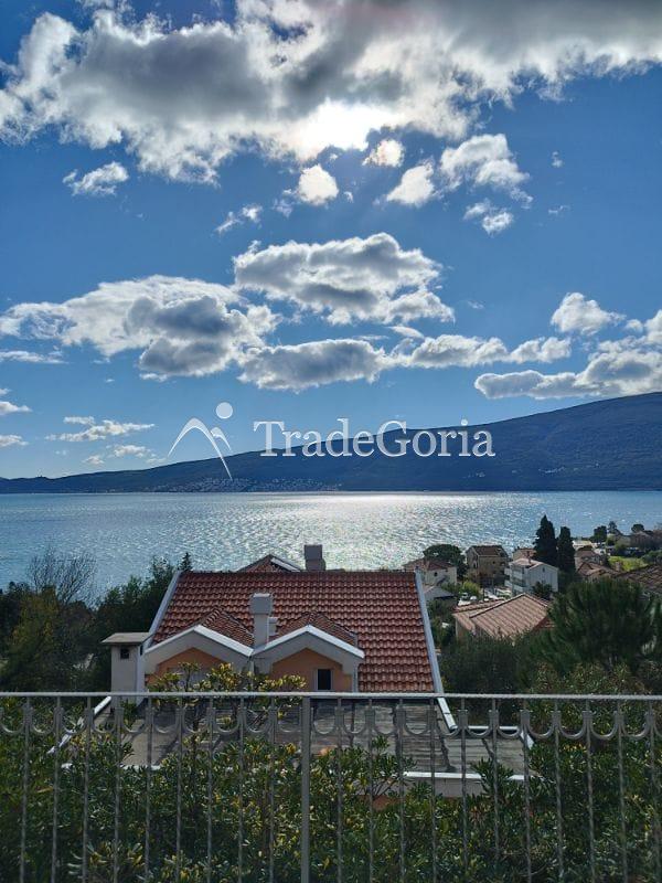 House in Baoshichi in Herceg Novi with Sea View