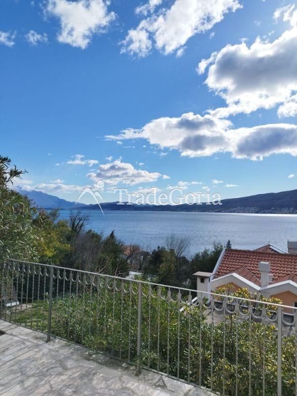 House in Baoshichi in Herceg Novi with Sea View