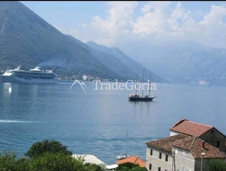 Haus in Dobrota, Kotor