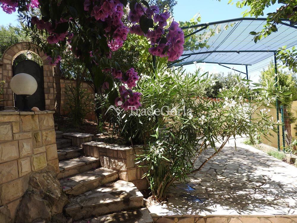 House in Utjeha 425000