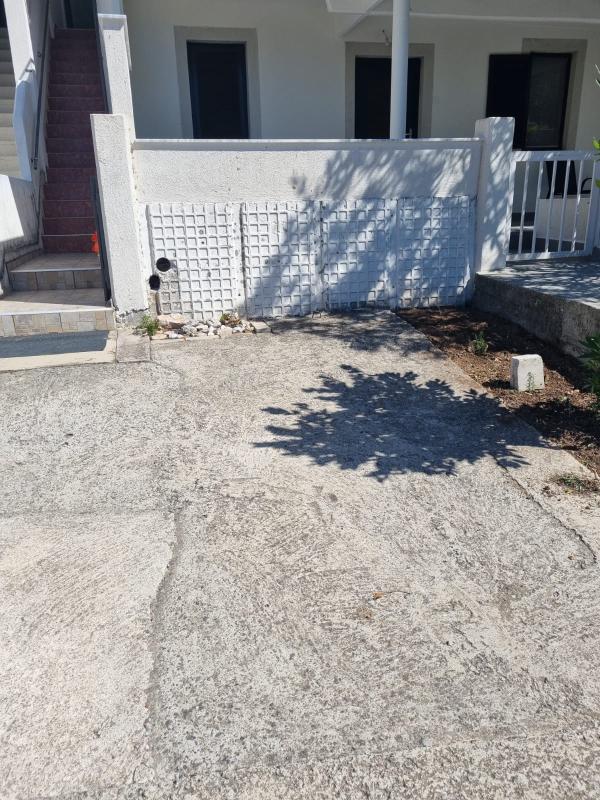 Duplex 94 m2 sa panoramskim pogledom na more. Petrovac.