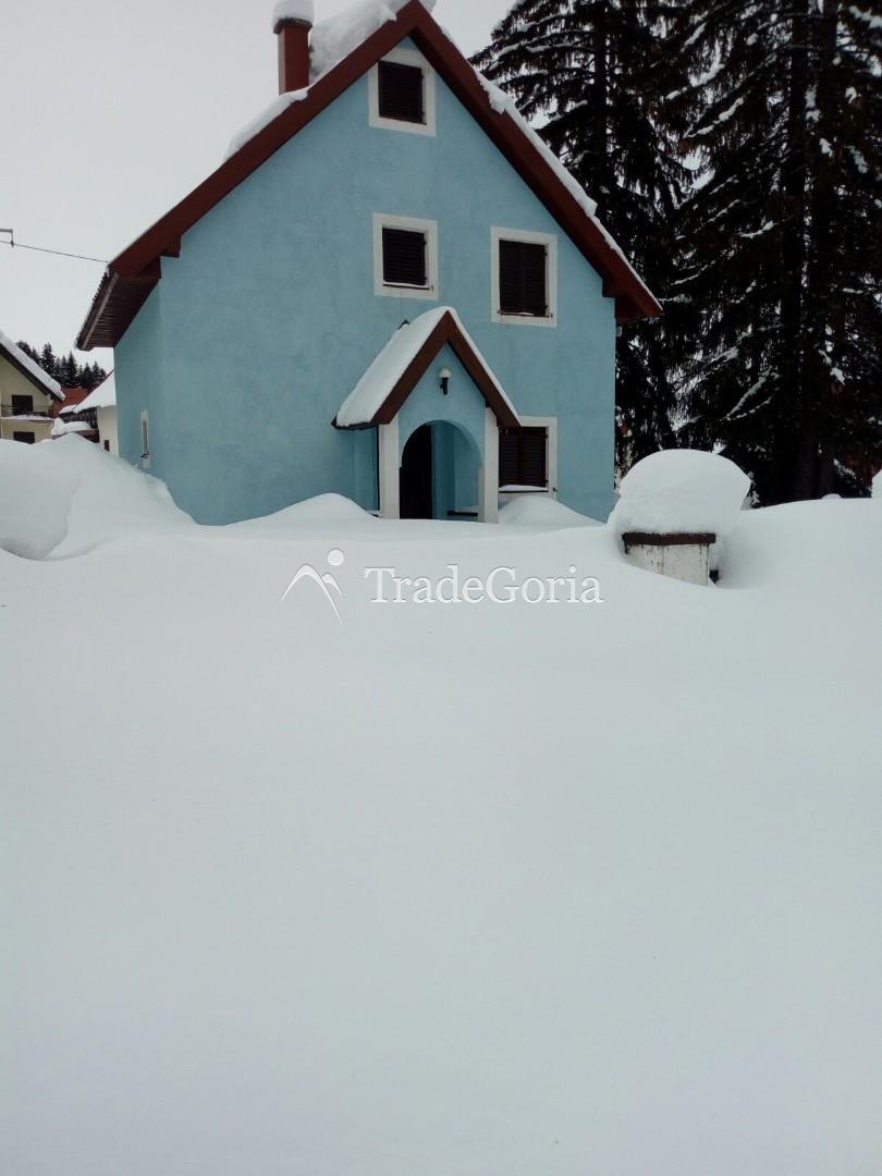 Two-storey house with attic in the heart of Zabljak