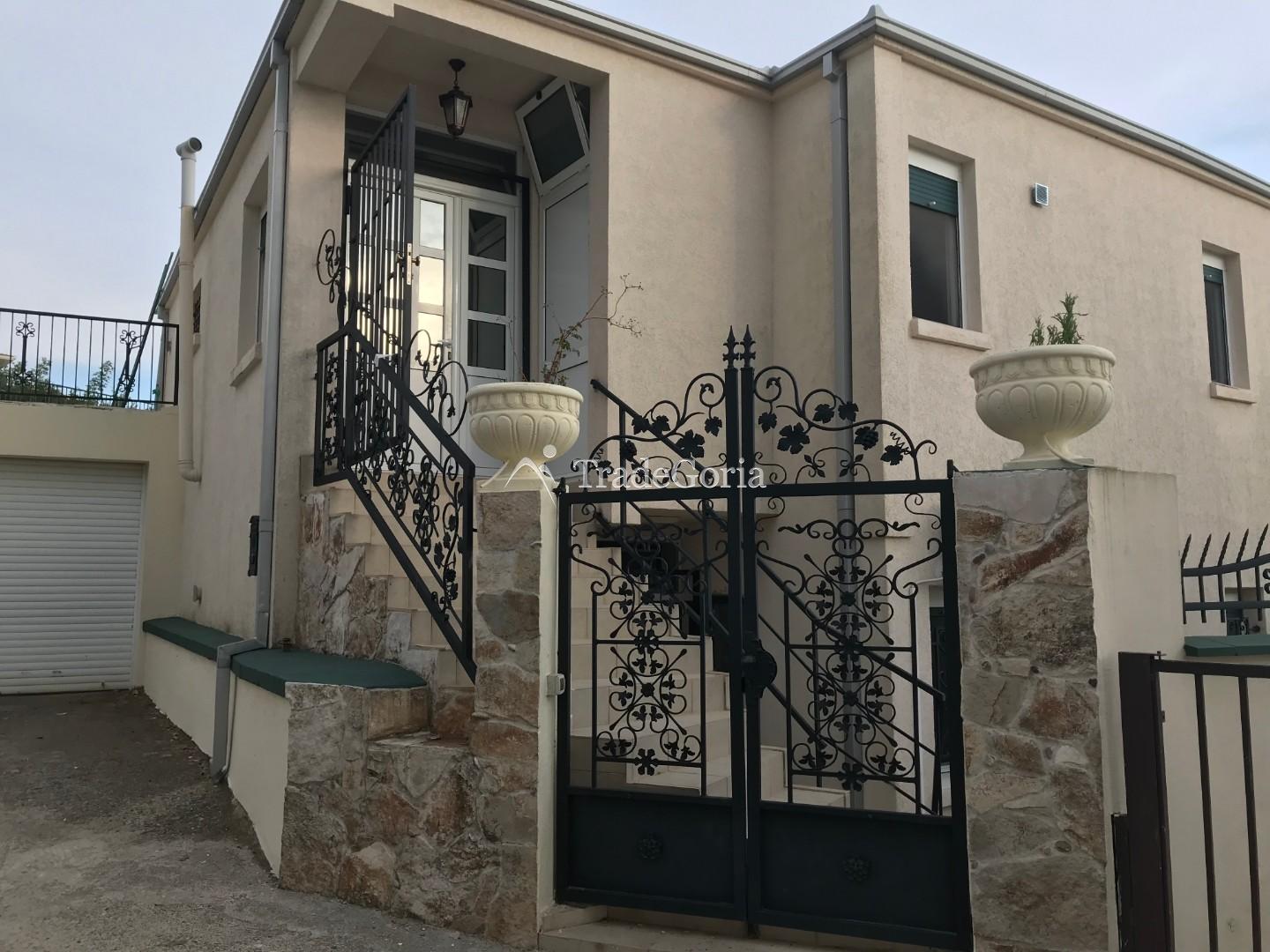 Two-story house within walking distance from the sea (250 meters from the sea)