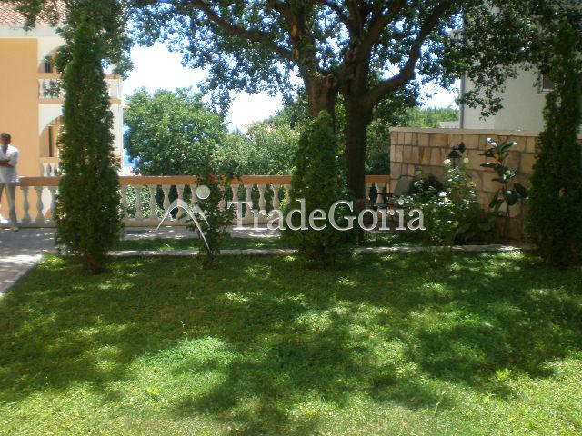 Exclusive villa in Petrovac, Budva Riviera, excellent quiet location.