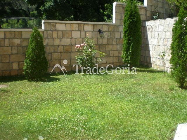 Exclusive villa in Petrovac, Budva Riviera, excellent quiet location.