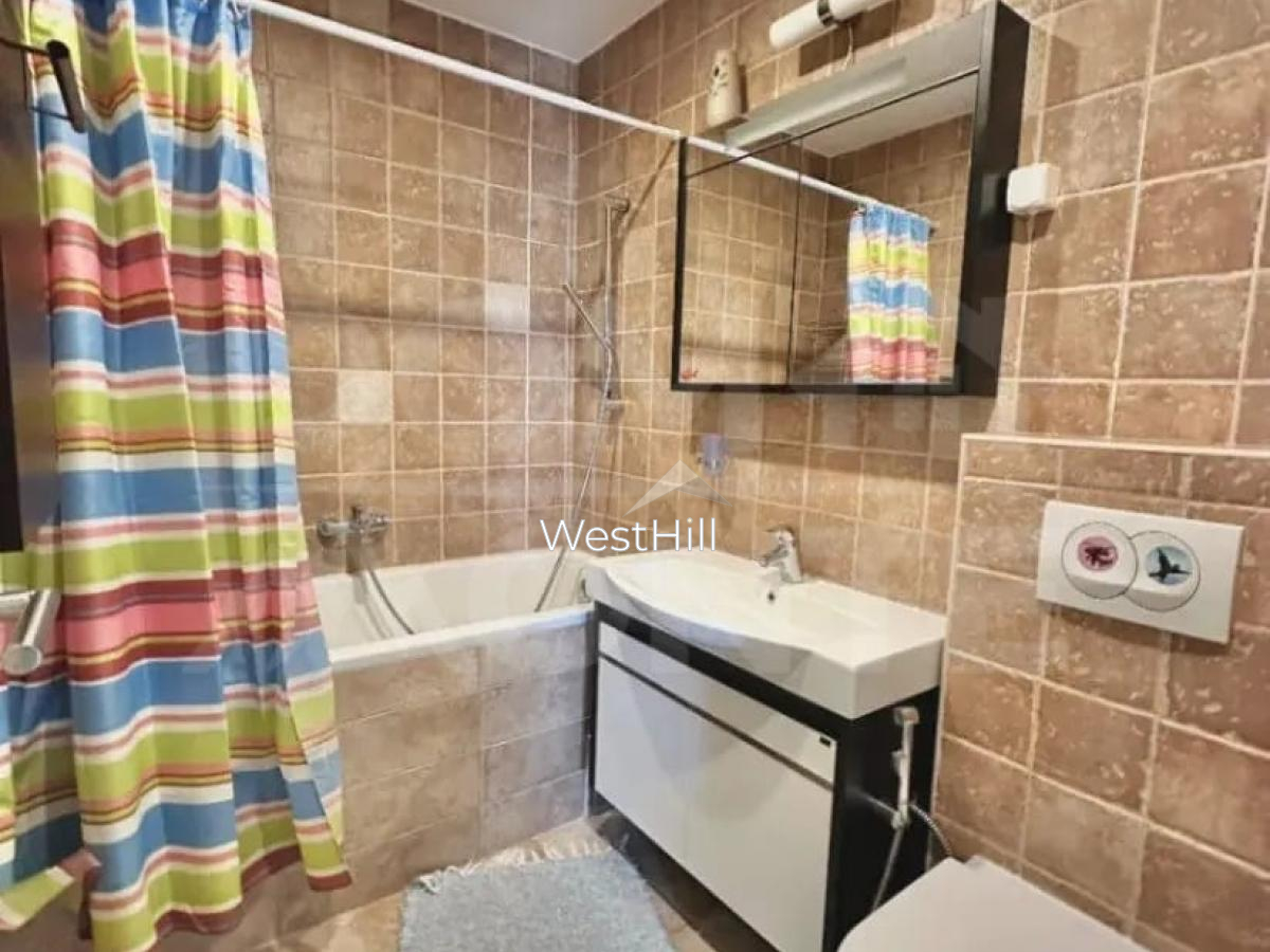 Elegantes Penthouse in einer Wohnanlage in Dobrota, Kotor