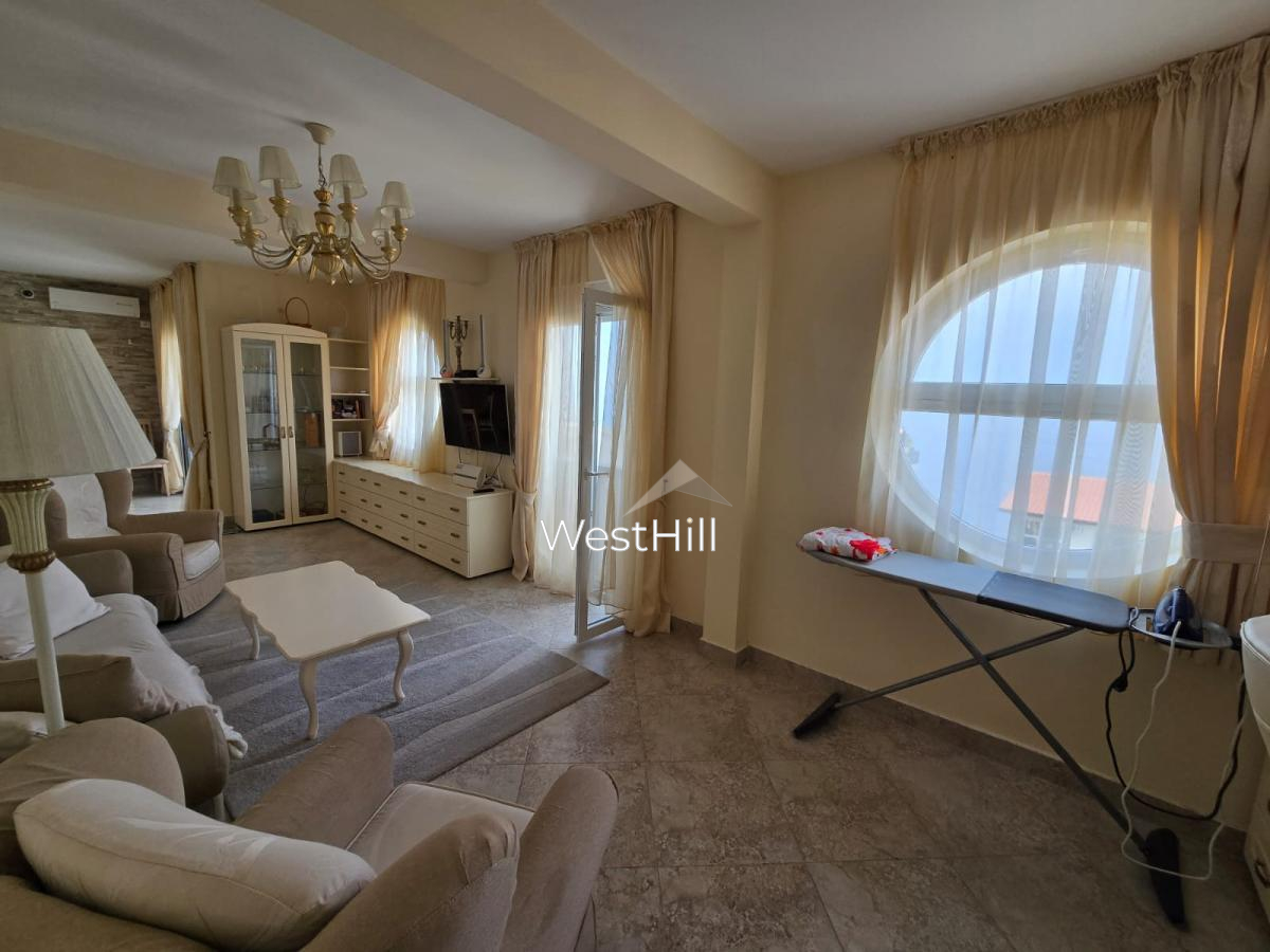 Elegantni dupleks blizu mora