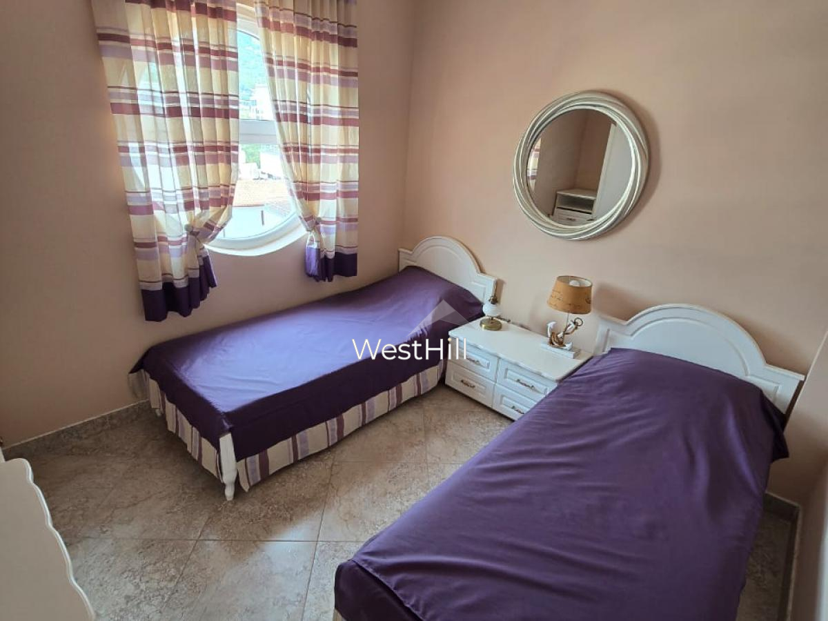 Elegantni dupleks blizu mora