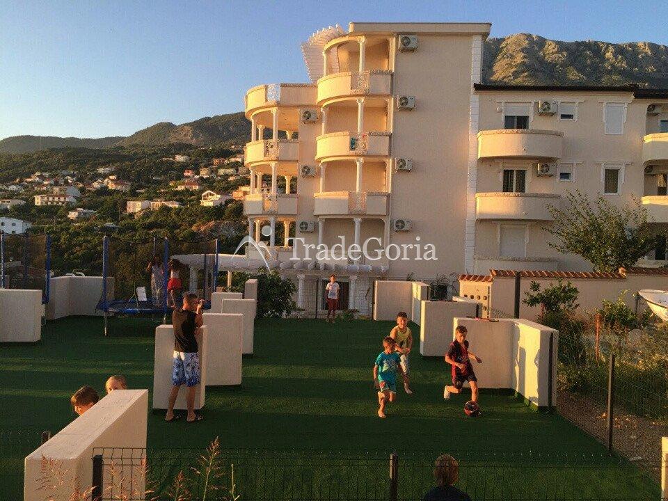 Floor of a villa in a new complex with pools