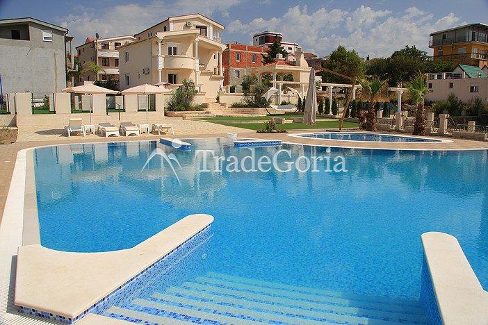 Floor of a villa in a new complex with pools